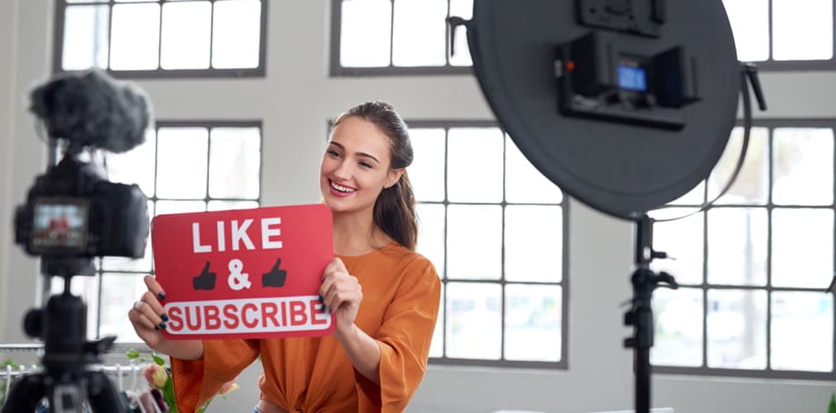 how to become a content creator