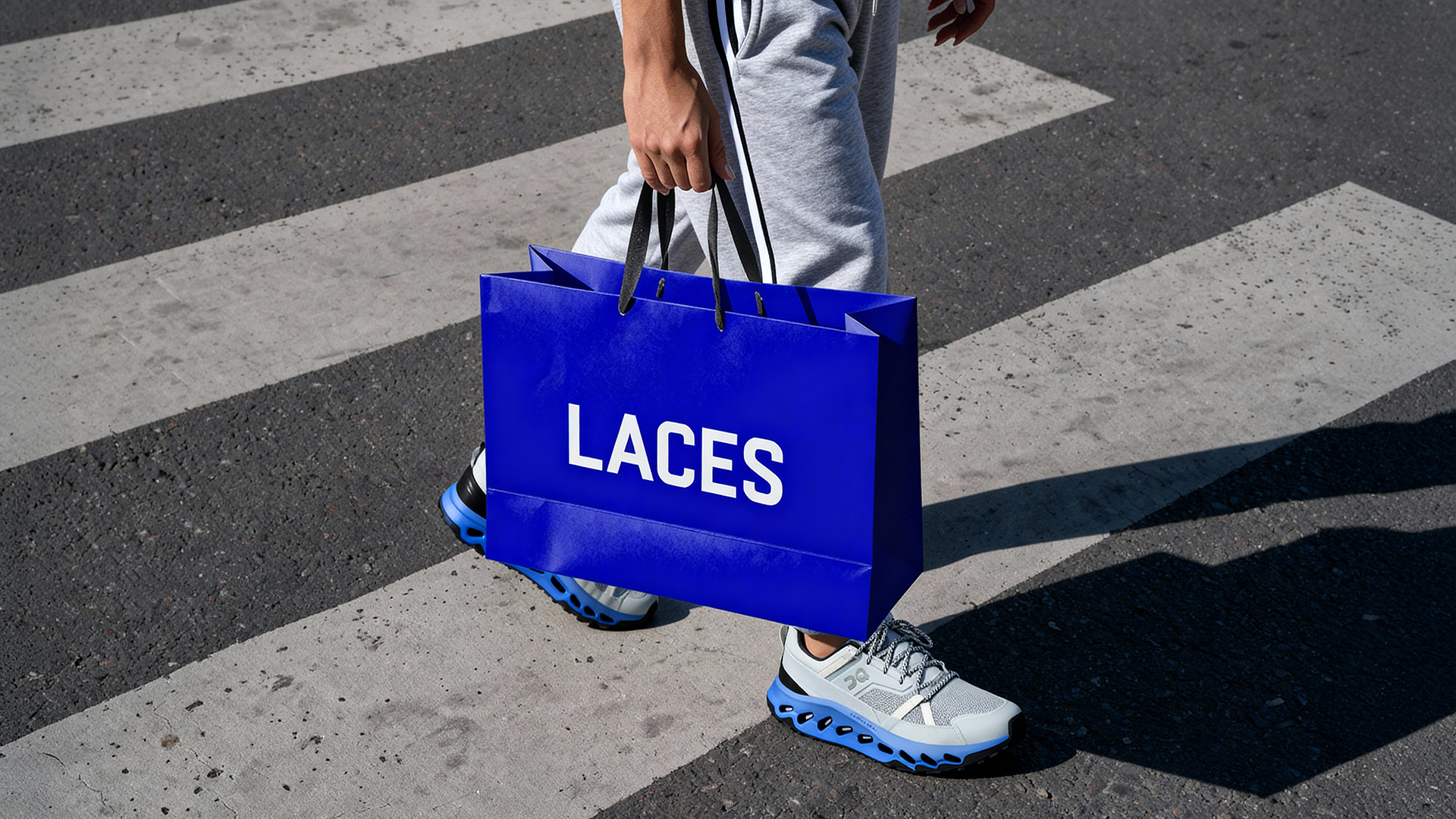 Laces logo tasarımı ve marka kimliği geliştirme